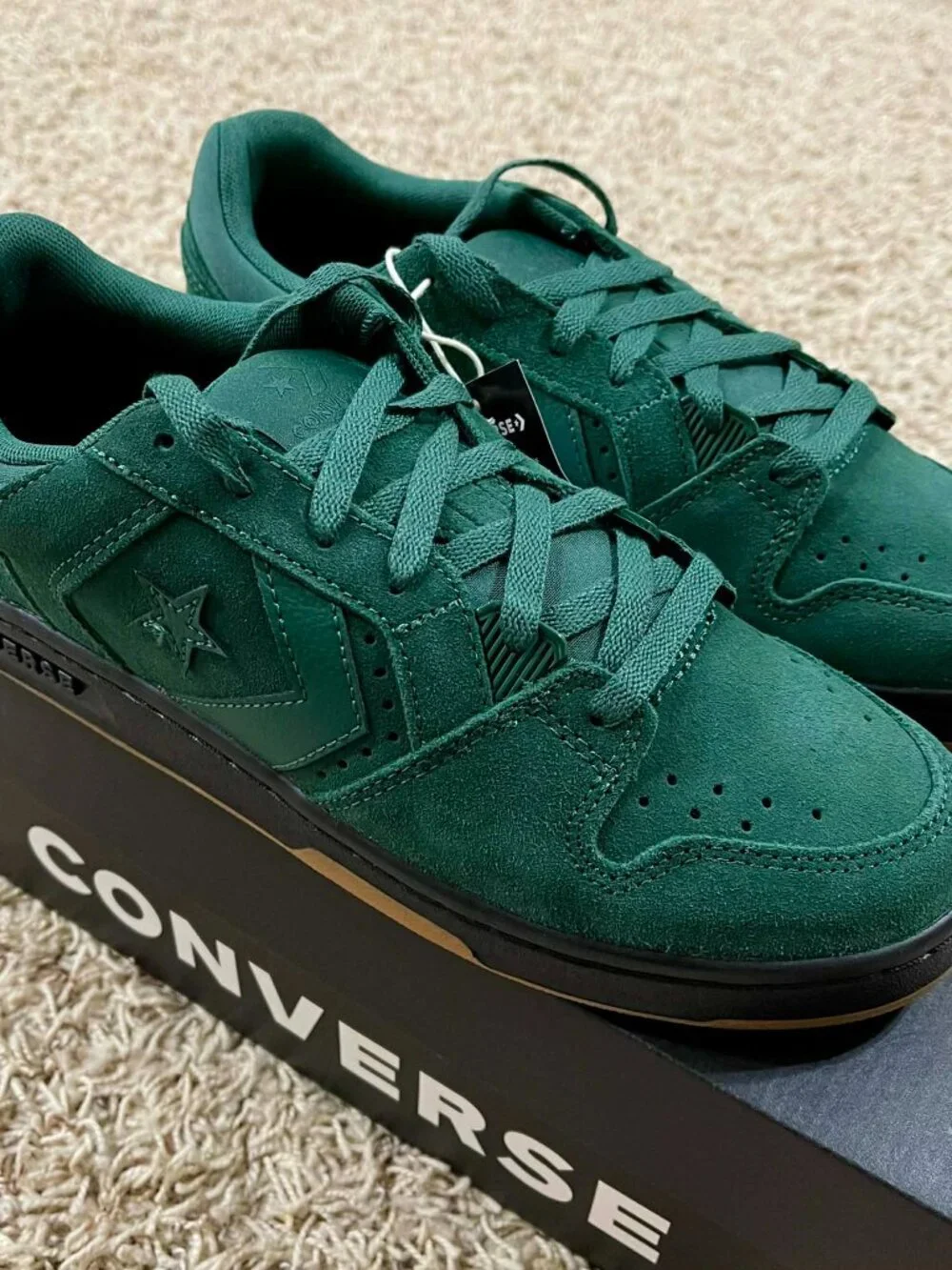 Converse Men's CL98 Suede Low Top Sneakers Shoes Green, Size 9 (New)
